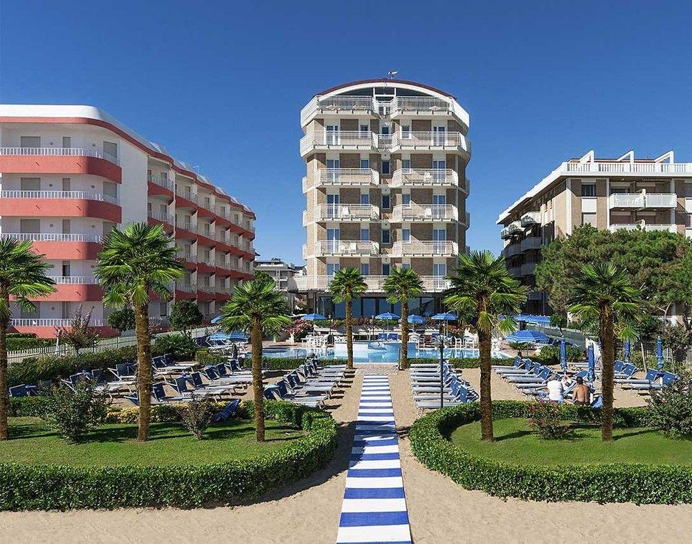 Regent'S Hotel ليدو دي يسولو المظهر الخارجي الصورة