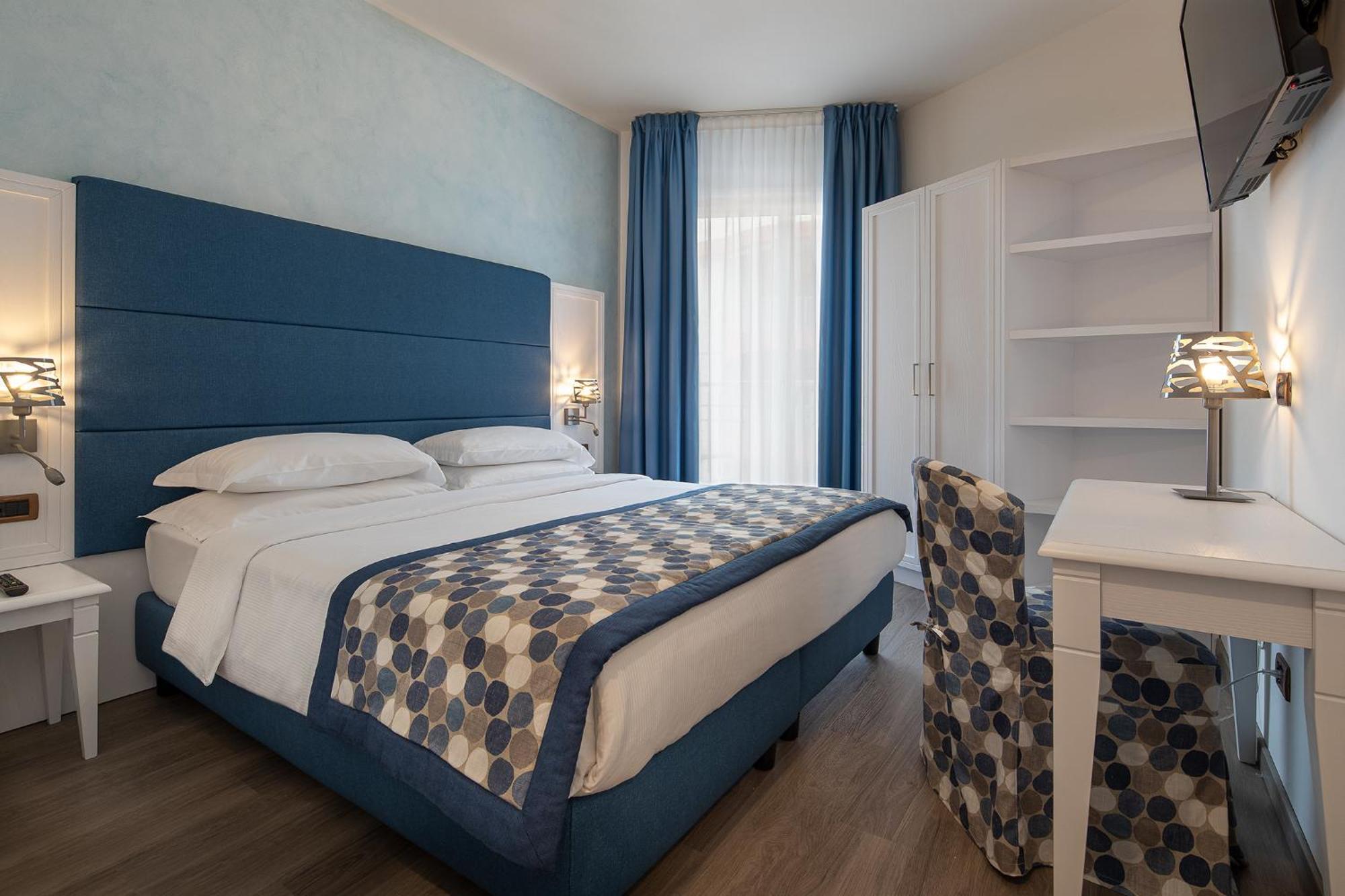 Regent'S Hotel ليدو دي يسولو المظهر الخارجي الصورة