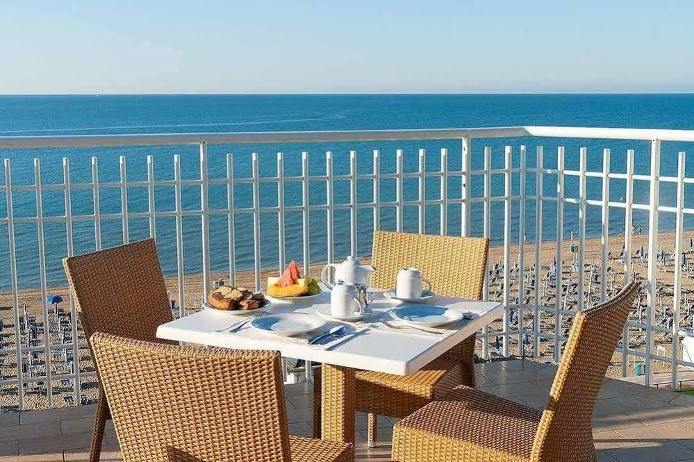 Regent'S Hotel ليدو دي يسولو المظهر الخارجي الصورة
