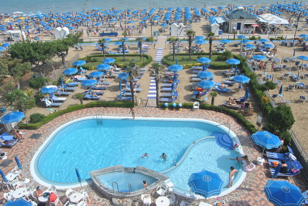 Regent'S Hotel ليدو دي يسولو المظهر الخارجي الصورة
