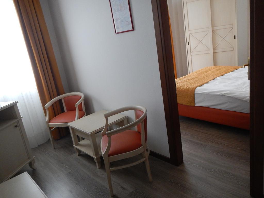 Regent'S Hotel ليدو دي يسولو المظهر الخارجي الصورة