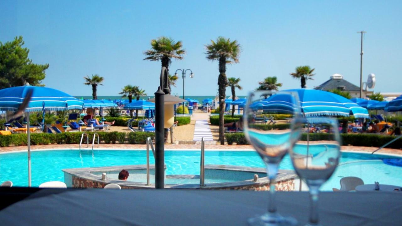 Regent'S Hotel ليدو دي يسولو المظهر الخارجي الصورة